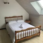 Val Et House Ault
